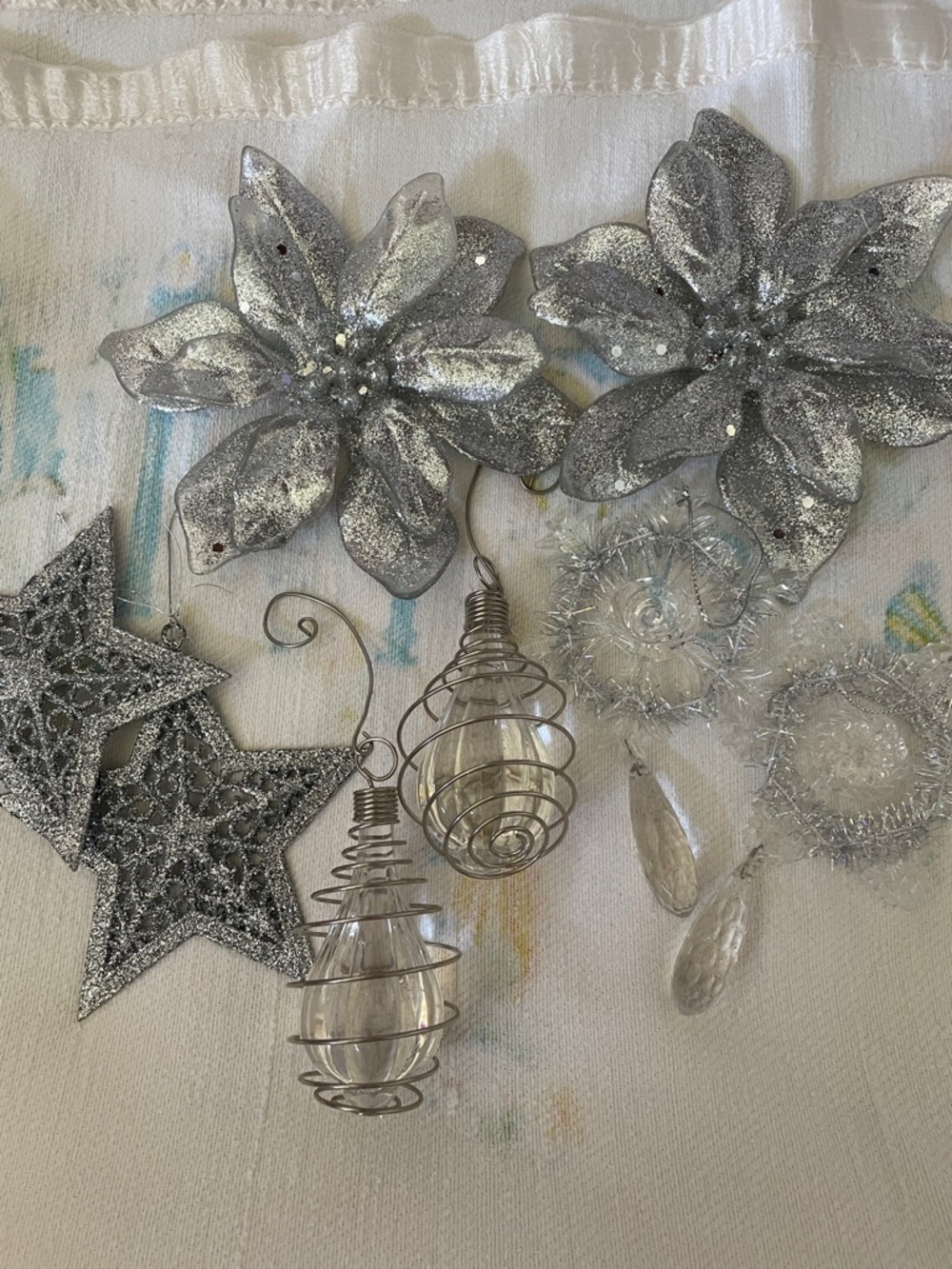 Silver Holiday Floral & Star Ornament Set - Decorative Home Accents
